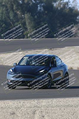 media/Nov-08-2025-Speed Ventures (Sat) [[1c7a6332f5]]/TC B/Session 1 (Turn 3)/